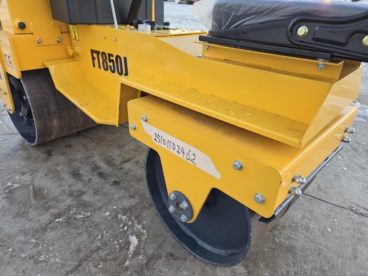 #2193-•-unused-future-ft850j-double-drum-roller-image-15