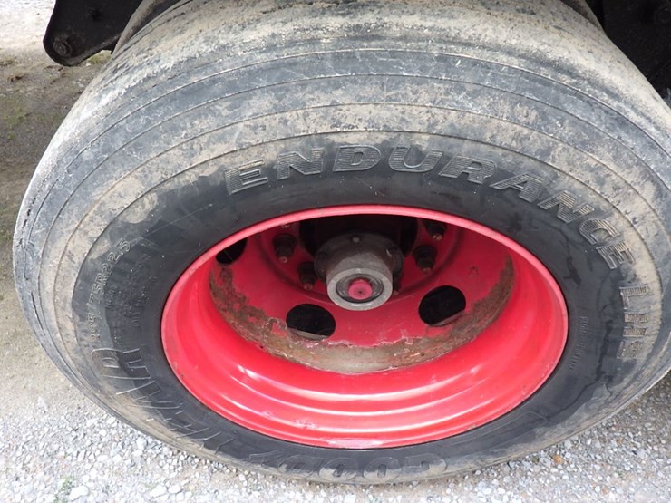 2018-hyundai-translead-image-23