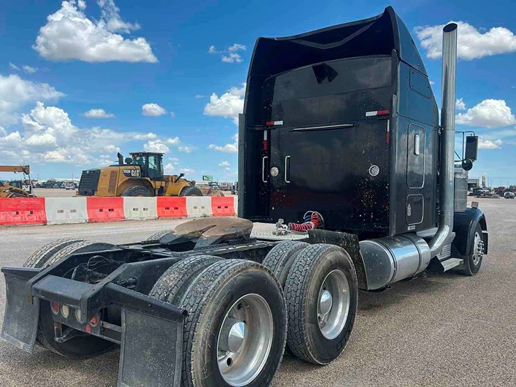 2006-kenworth-w900-image-4