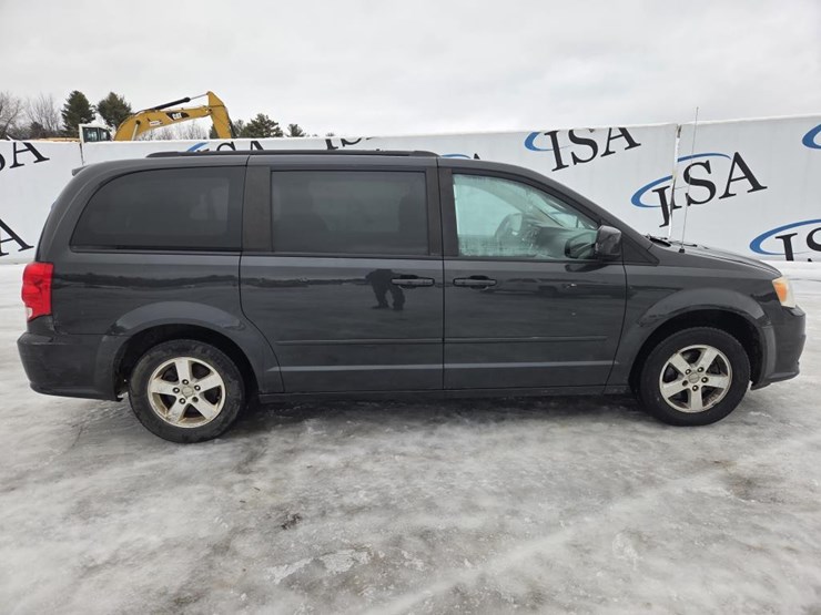 2012-dodge-grand-caravan-image-6