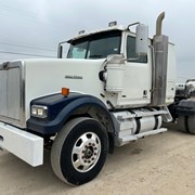 2014 WESTERN STAR 4900