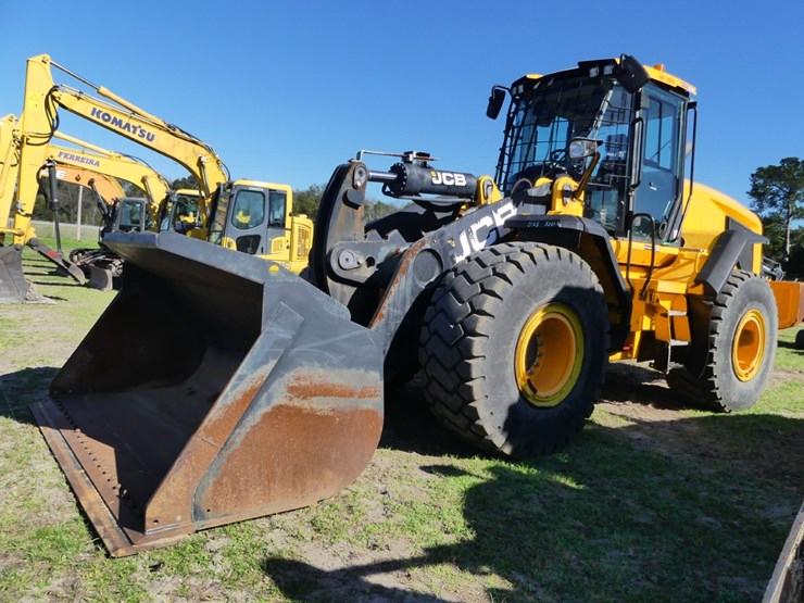 2019-jcb-457-image-1