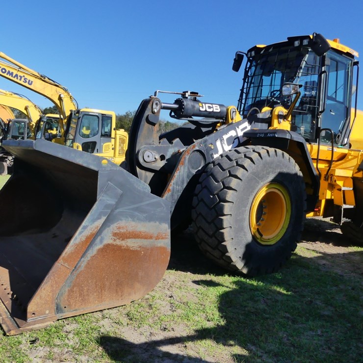 2019 JCB 457