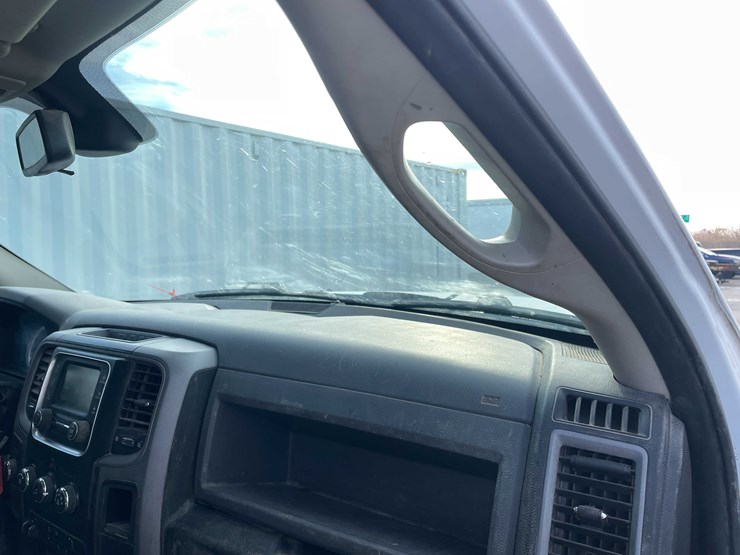 2016-ram-2500-tradesman-image-108