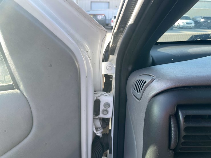 2005-chevrolet-venture-image-89