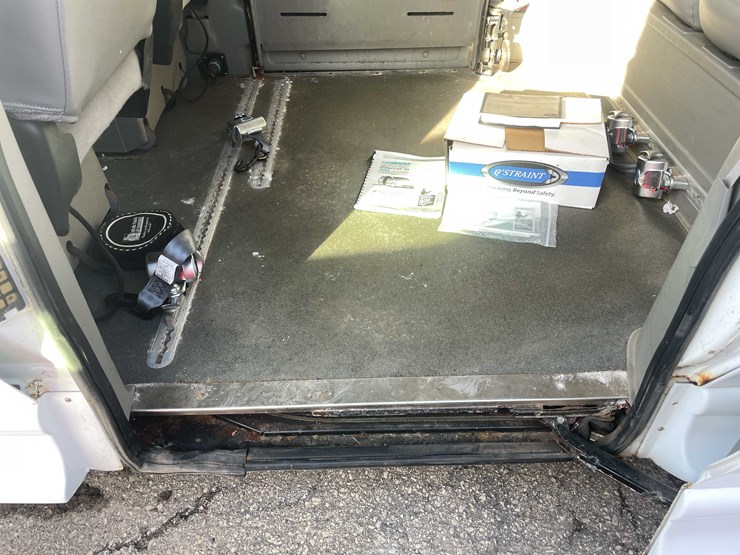 2005-chevrolet-venture-image-72