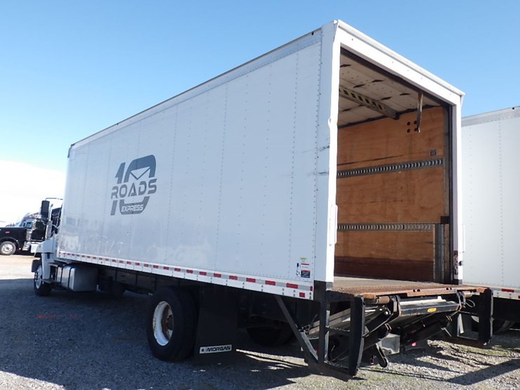 2020-hino-268a-image-8