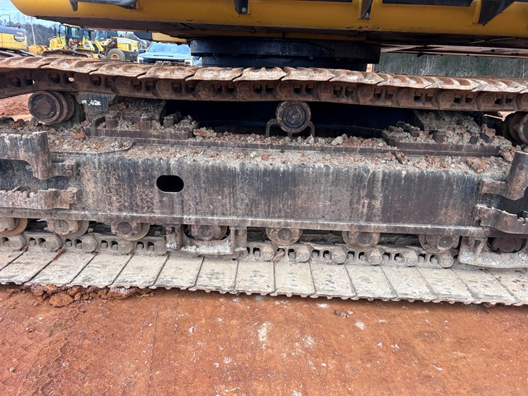 #2196-•-deere-470g-cl-excavator-image-17