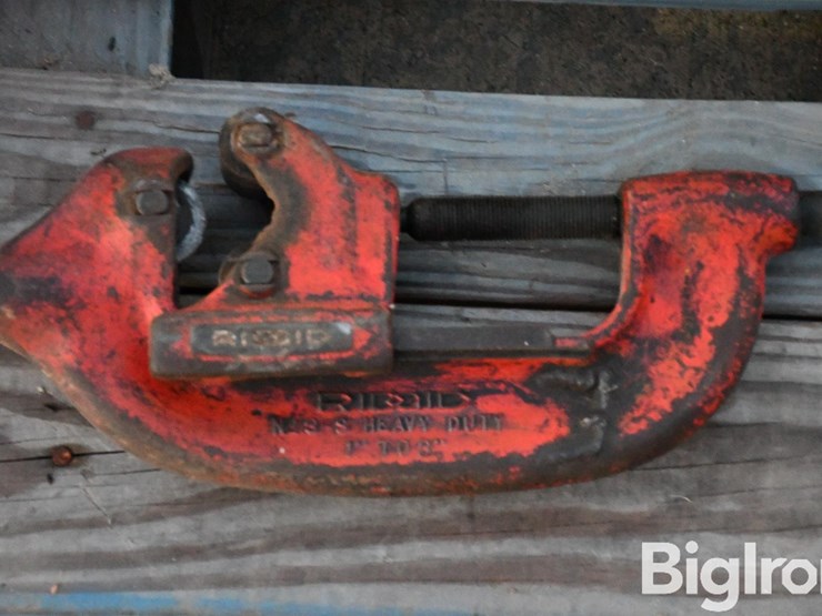 pallet-of-farm-support-image-9