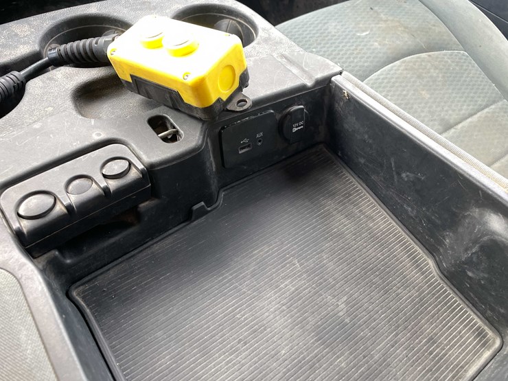 2016-ram-2500-tradesman-image-127