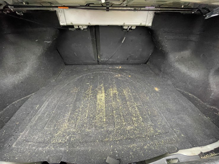 #1048-•-2015-hyundai-elantra-sedan-(has-wi-title)-image-24