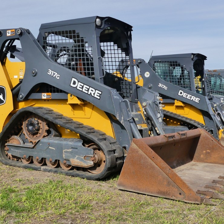 2020 DEERE 317G