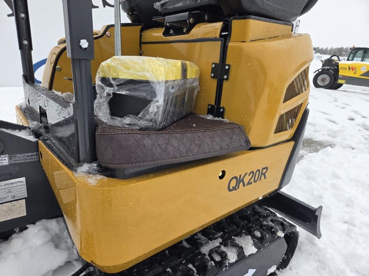 #5037-•-cfg-industrial-qk20r-mini-excavator-image-15