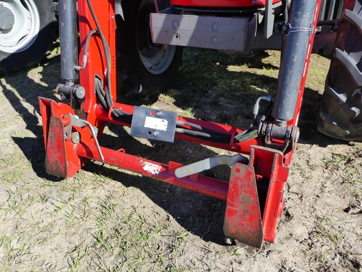 massey-ferguson-4707-image-10