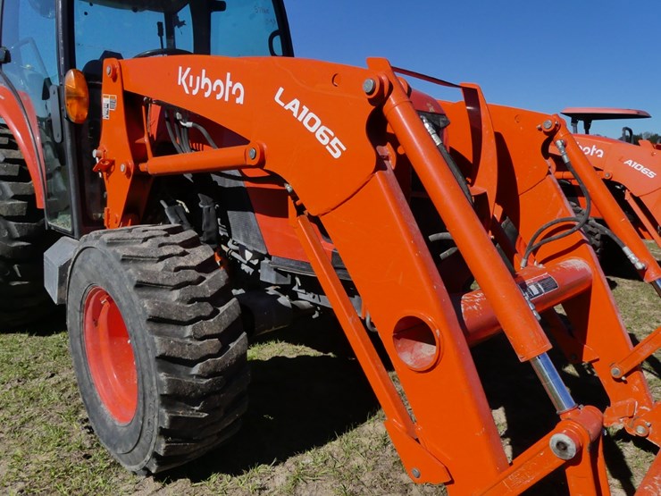 2022-kubota-mx5400-image-11