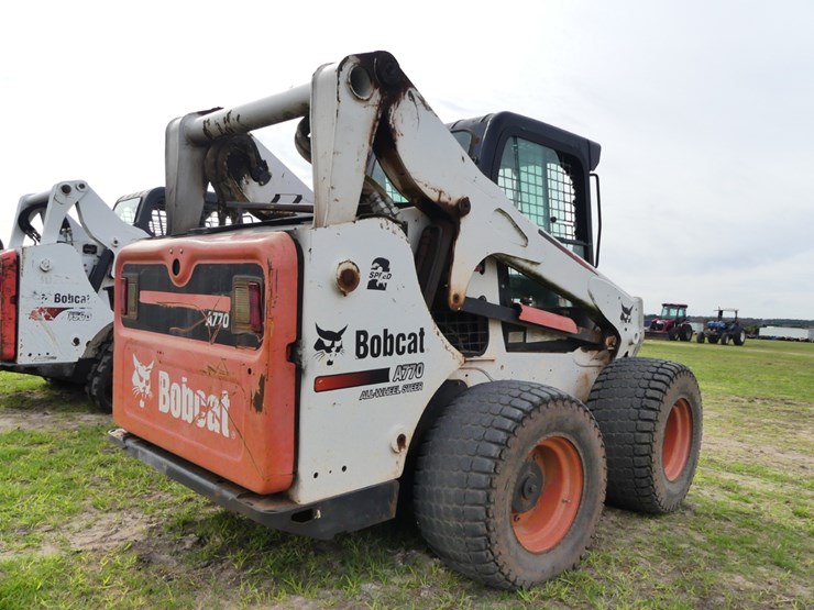 2013-bobcat-a770-image-3