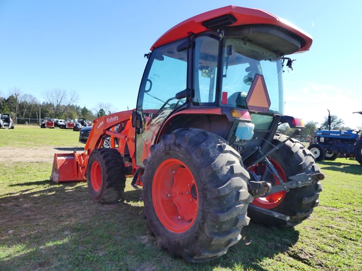 2022-kubota-mx5400-image-3
