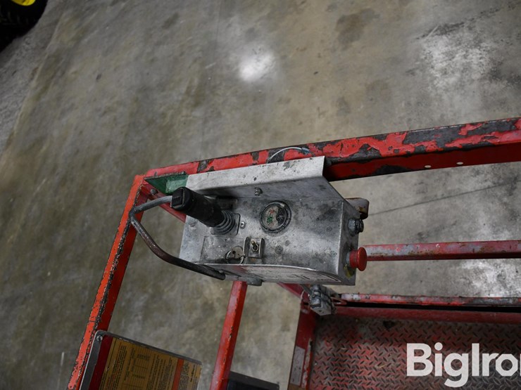 2006-skyjack-sjii-3219-scissor-lift-image-20