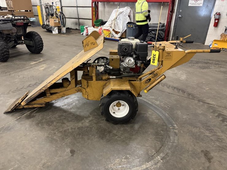 #3280-•-ase-hydraulic-tractor-with-roof-remover-attachment-image-2