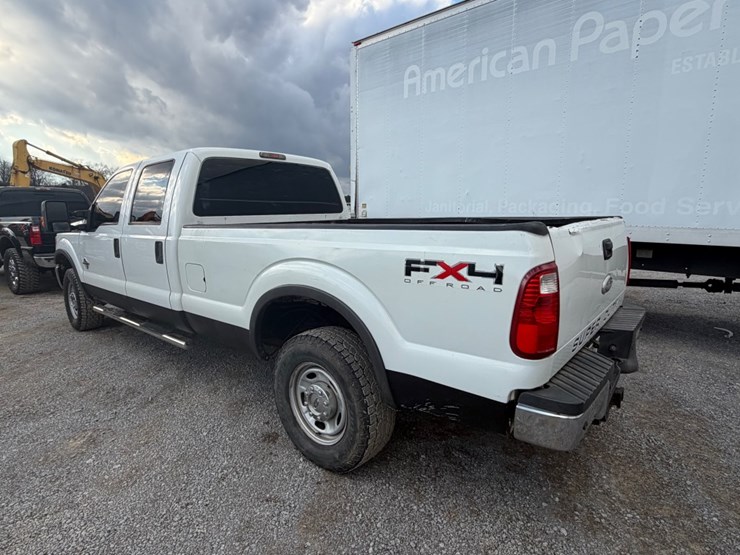 2011-ford-f250-xl-image-5