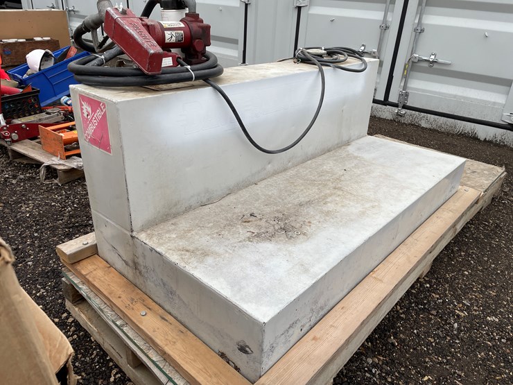 #1349-•-105-gallon-fuel-tank-with-electric-pump-image-2