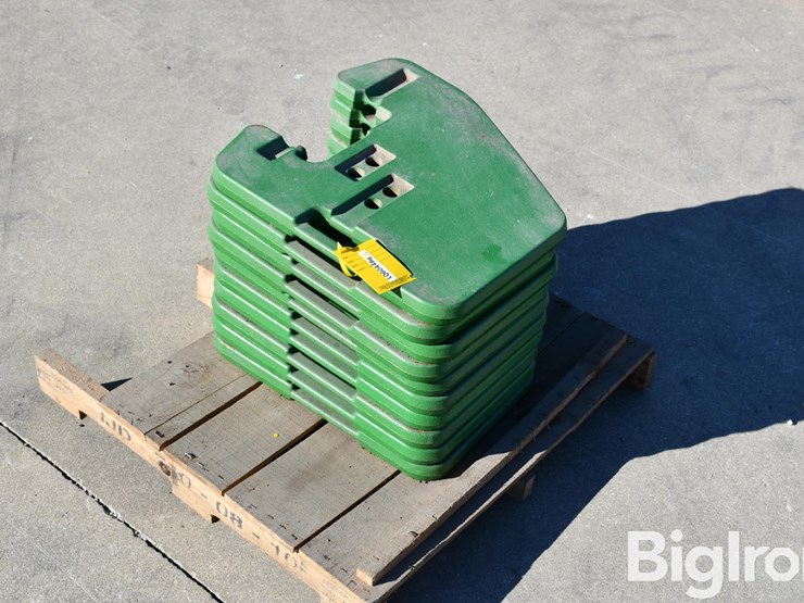 john-deere-10-image-1