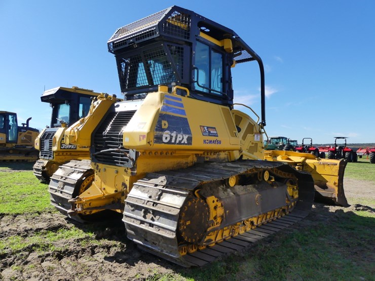 2022-komatsu-d61px-image-3