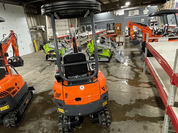 #4036-•-2025-unused-me18-mini-excavator-(o9)-image-4