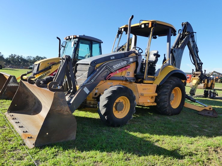 2012-volvo-bl70b-image-2