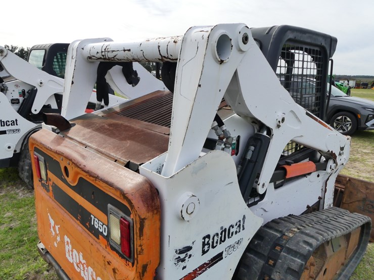2014-bobcat-t650-image-7