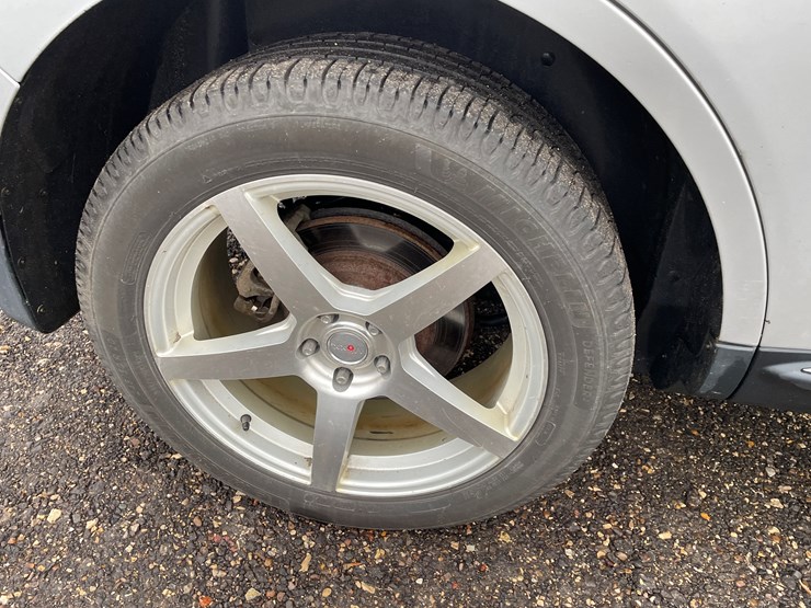 2012-lincoln-mkx-image-17