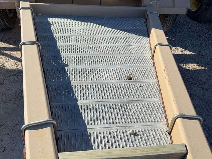 unverferth-3750-image-3