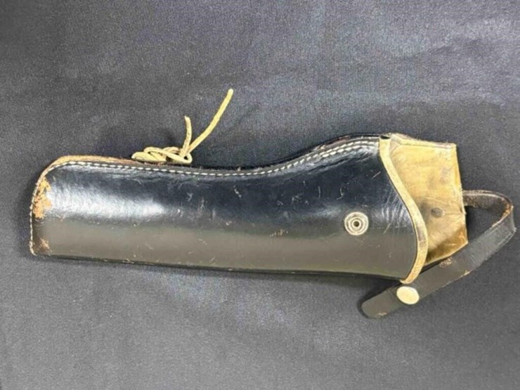 ruger---super-blackhawk-.44-mag-revolver-image-12