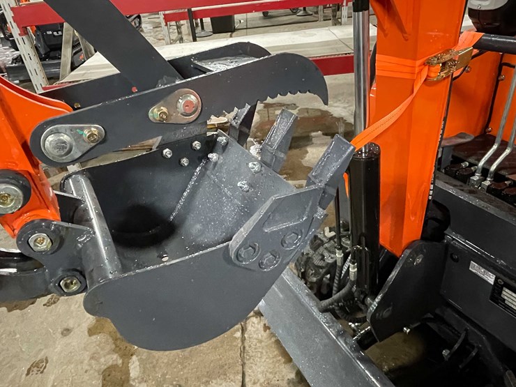 #4036-•-2025-unused-me18-mini-excavator-(o9)-image-9