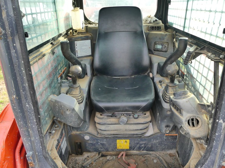 kubota-svl97-2-image-12