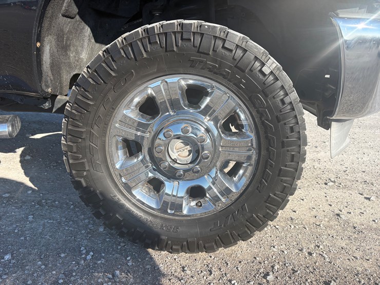 2011-ford-f250-lariat-image-10