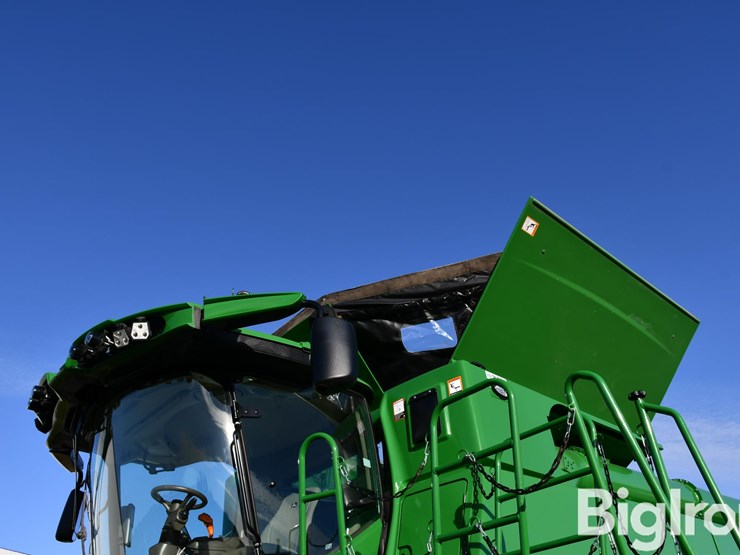 2023-john-deere-s780-image-14