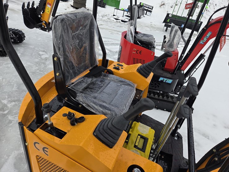 #2189-•-unused-future-ft15-mini-excavator-image-21