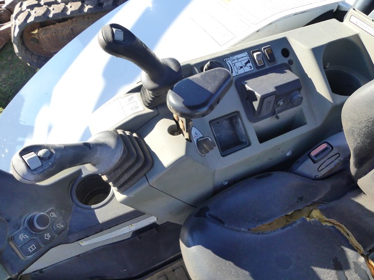 2020-bobcat-e42-image-16