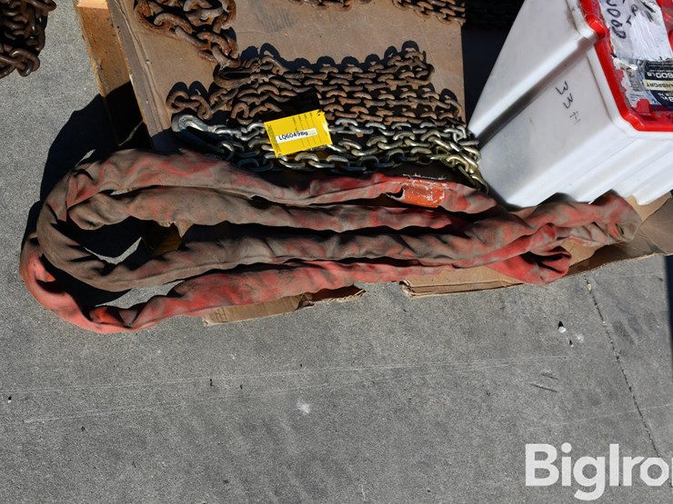 pallet-of-chains-image-11