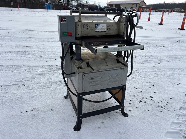 #6567-•-jet-15”-planter-jwp-15h-(currently-stored-in-container)-image-1