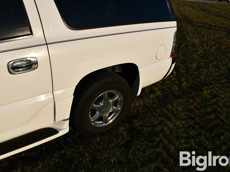 2003-gmc-yukon-xl-image-18