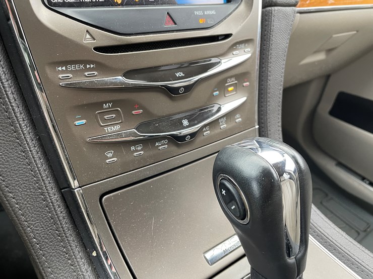 2012-lincoln-mkx-image-39