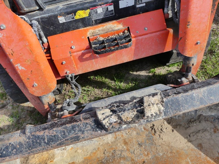 kubota-svl75-2-image-11