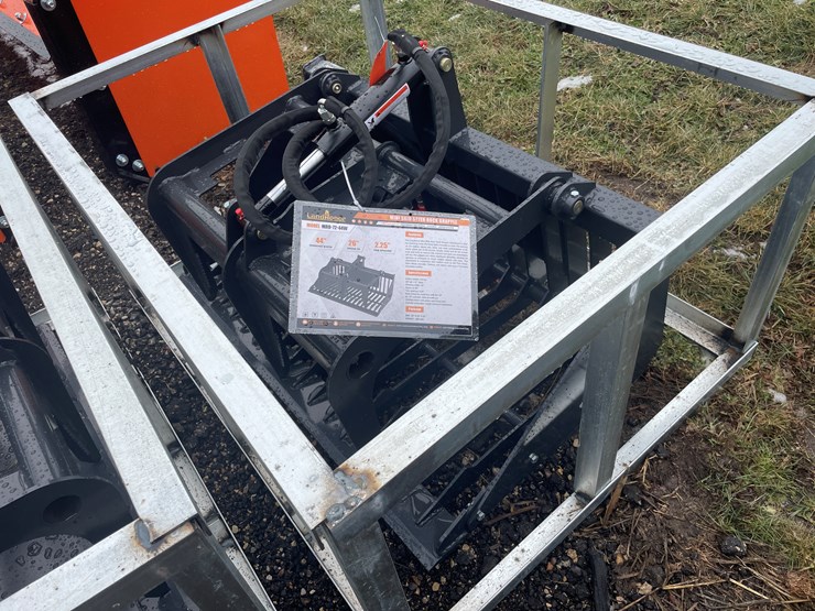 #1166-•-unused,-landhonor-mini-skidsteer-grapple-bucket-image-1