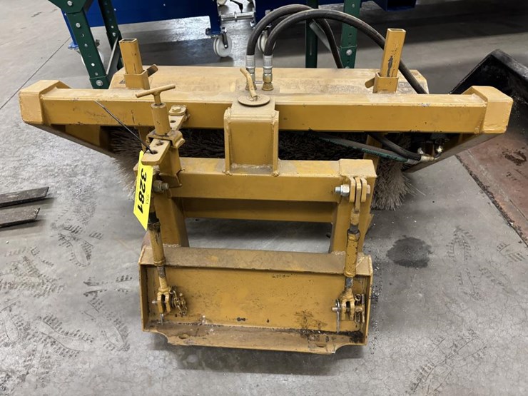 #3281-•-ase-sweeper-broom-attachment-image-6