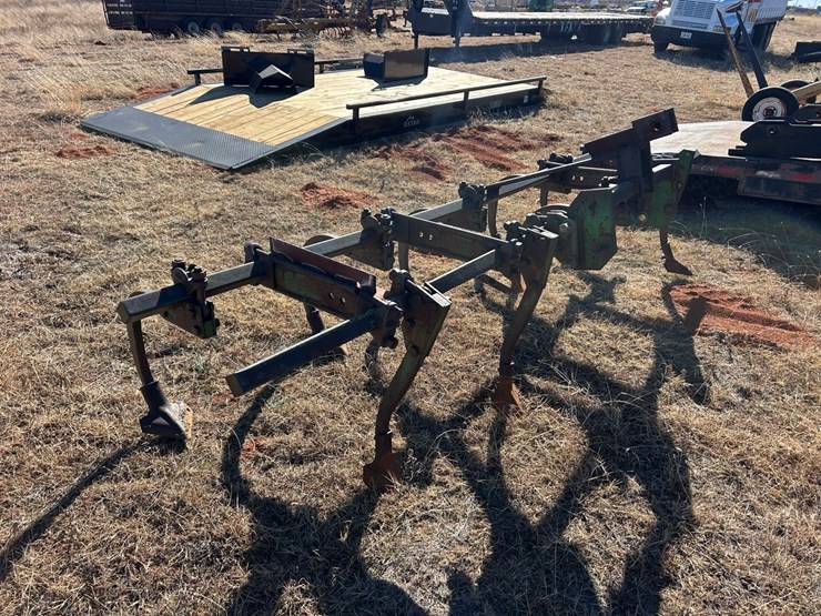 #97-•-john-deere-chisel-image-2