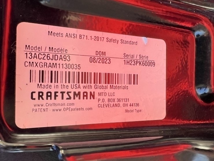 2023-craftsman-r110-ride-on-mower-image-9