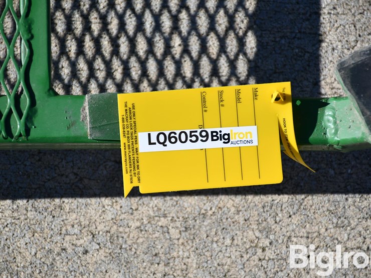 9'x2'-screen-image-9