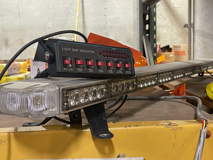 #2026-•-50"-led-light-bar-with-controller-(pr11)-image-1